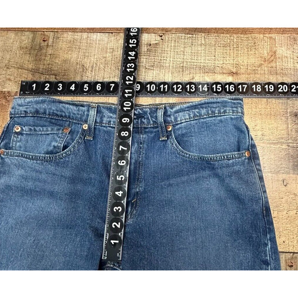 Levis 559 Shorts Mens 34 Blue Denim Cutoffs Measures 34X12 Raw Hem Medium Wash - Picture 2 of 7